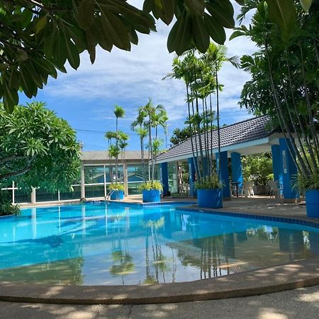 Blue Garden Resort Pattaya Jomtien Beach Exterior photo